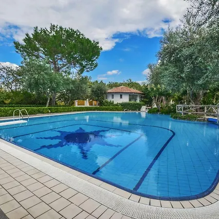 Ambra Short Rent سورينتو