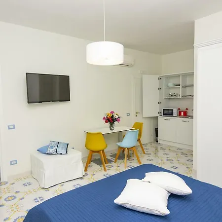 Ambra Short Rent شقة